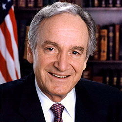 Head and shoulders photo of U.S. Senator Tom Harkin (D-IA)